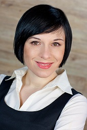 Dr. Eliane Retz